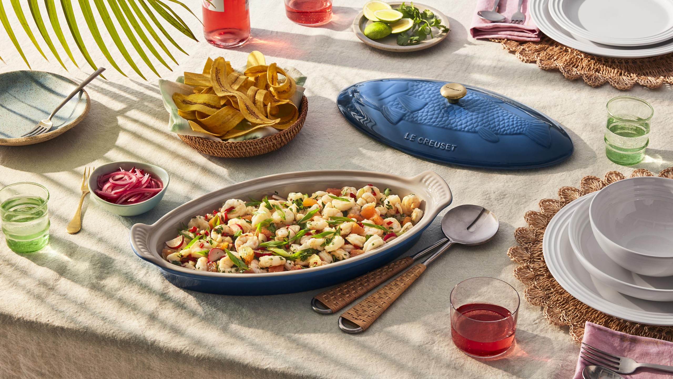 Amazon.com: Le Creuset Stoneware Heritage Fish Baker, 1.7 qt